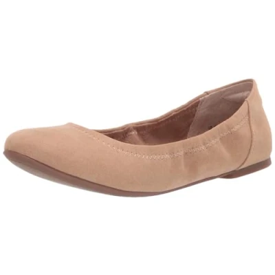Bild av Amazon Essentials kvinnors Belice balett platt, brun mikrosuede, 7 bred