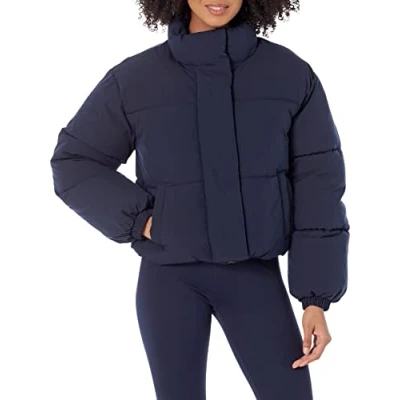 Bild av Amazon Essentials kort pufferjacka för kvinnor (finns i plusstorlek), marinblå, X Small