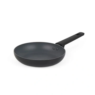 Bild av Russell Hobbs RH02836EU7 20 cm stekpanna Non stick beläggning 10 x tougher, Easy Clean Cooking Surface, Induction Suitable/Metal Redsil Safe, Soft Touch Stay Cool Handle, Shield Collection, använd