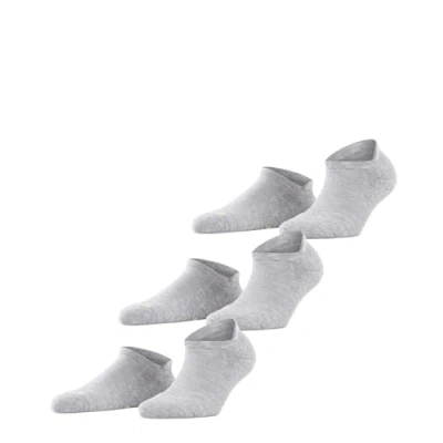 Bild av Falke, unisex, Cool Kick sneakers, 3 pack, sneakerstrumpor, ventilerande, snabbtorkande material, lätt stoppning, plyschsula, kylande, platt söm på fotspets, sportig, enfärgad, multipack, par, Grå