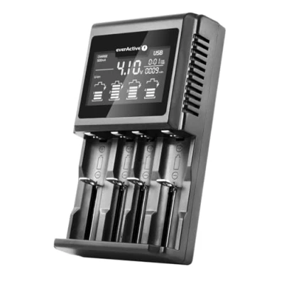 Bild av everActive laddare för 4 batterier 18650 AAA AA C D, professionell och snabb, stor LCD display, kapacitetstest, modell: UC 4000, svart, EVUC4000