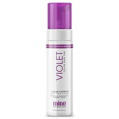 Bild av MINETAN BODY.SKIN Violet självgarvningsskum en rik, varm, särskilt mörkbrun finish, 1 timmars expressbrun, vegansk självsolbränningsmousse, 200 ml