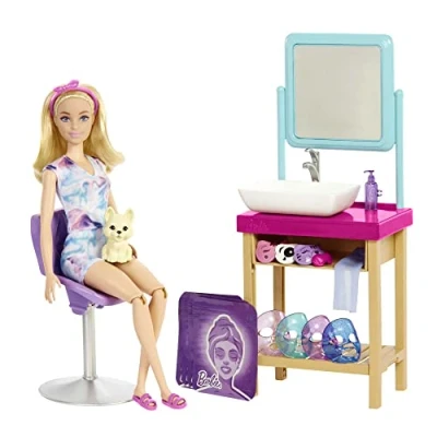 Bild av Barbie HCM82 Glitter Mask spa Day lekset, blond docka, 7 masker, handfat, spegel, stol för totalt 15+ tillbehör, bra leksakspresent barn 3 till år