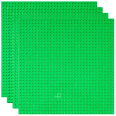 Bild av Strictly Briks 4 pack basplattor 25 x cm, stapelbara byggplattor med 32 dubbar, mattor, baser, brädor, ark 100 % kompatibla alla större märken, grön