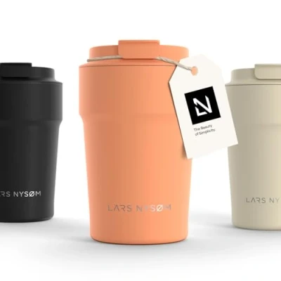 Bild av LARS NYSØM Thermo Kaffeebecher to go 500ml er Travel Mug 0,5 Liter med isolering Utsläppssäker rostfri termosmugg för kaffe och te på språng Teebecher (Pumpkin Orange, 500ml)