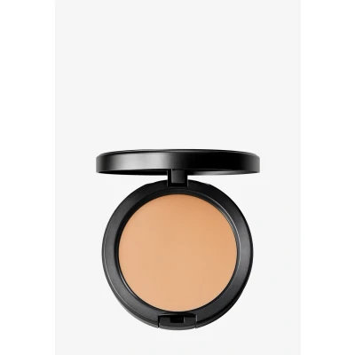Bild av MAC Studio FIX Powder PLUS Foundation Foundation, Storlek: 12 g, C4