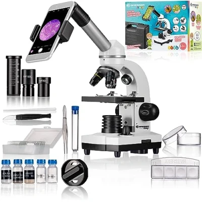 Bild av Bresser Biolux SEL Skolmikroskop set med belysning, smartphone adapter, hårt skalfodral, ett experimentset och massor av tillbehör