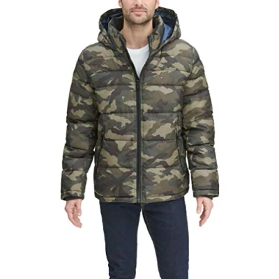 Bild av Tommy Hilfiger mäns Legacy pufferjacka med huva och dunjacka alternativ kappa, Ny kamouflage, M
