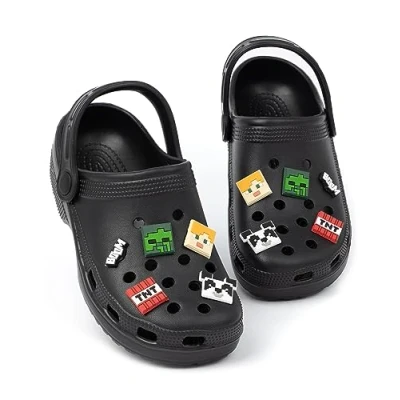 Bild av Minecraft klassiska träskor, sandaler för barn Pojkar Flickor Spel Tecken Vapen Nyhet Charms Sliders Stödjande rem ventilerade sommar Beach Pool Skor