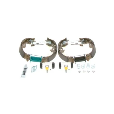 Bild av BOSCH 0 204 114 151 Bromssats, trumbroms med tillbehör, hjulbromscylinder TOYOTA: Yaris I Hatchback (P1) 1.0, 1.4 D 4D, 1.3 2001 2005