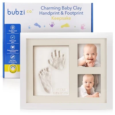 Bild av Bubzi Co Baby Fotavtryck Kit &amp; Handavtryck som flickpresent pojkpresent, Unika Babyshower presenter, Personliga bebispresenter för babyregister, Minnessaklåda inredning till barnrummet.