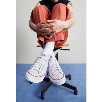 Bild av Converse Chuck Taylor ALL STAR OX Unisex Sneakers, Storlek: 40, White Skinn