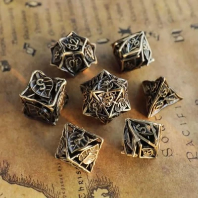 Bild av Metall DND kub set 7 ark ihålig polyester brons D20 D12 D10 D% D8 D6 D4 för dungeons &amp; dragons RPG brädspel bordsspel MTG spel