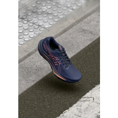 Bild av Asics GT 2000 Väglöparskor, Storlek: 45, Midnight/vivid coral Konstmaterial