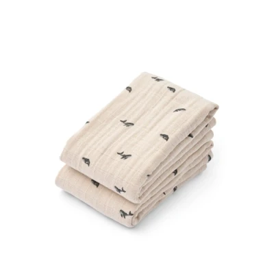 Bild av LIEWOOD Lewis Muslin Cloth 2 Pack Tygblöjor 2507 Mini Whale / Sandy L65 x W65 cm
