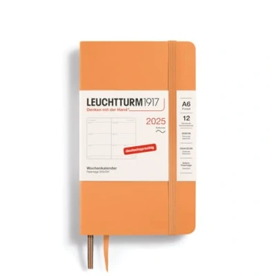 Bild av LEUCHTTURM1917 370574 Veckokalender 2025, Pocket A6 Softcover 12 månaders planerare, 80 g, linjerad aprikos