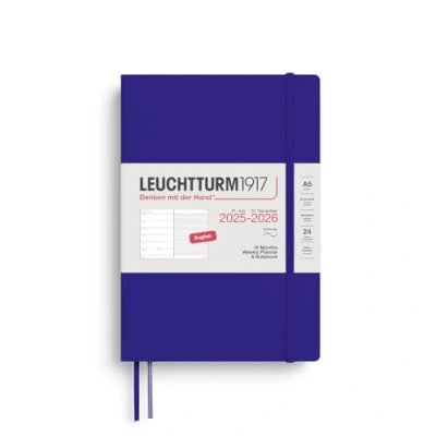 Bild av LEUCHTTURM1917 372807 Veckokalender och anteckningsbok medium (A5) 2026, 18 månader 07.2025 12.2026, mjukt skydd, bläck engelska