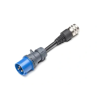 Bild av Juice Connector, CEE32 Blå Adapter för Elfordon, Laddningslösning med Automatisk Justering, Kompatibel Booster 2 och 3 Air Bärbar Mobil Wallbox