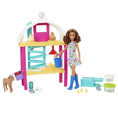 Bild av Barbie Hatch &amp; Gather Egg Farm, docka, liten och nätt, brunett, sittpinnar till hönorna, lera, form, djur med mera, utmärkt present barn från 4 år HGY88