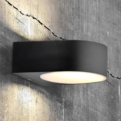 Bild av Brilliant Tidlös vägglampa för utomhusbruk Tyler black