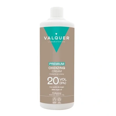 Bild av Valquer Profesional Oxygenated Premium Ultra Creamy 6% (20 vol). Syrehaltigt vatten för färgämnen. permanent hårfärg 1 000 ml