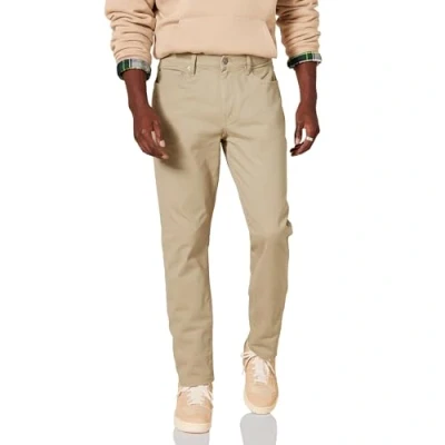 Bild av Amazon Essentials Herr Athletic Fit 5 ficka stretch twill byxa (finns i stora och långa), kakibrun, 38 B x 28 L