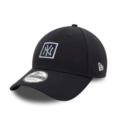 Bild av New Era MLB Blå Adjustable Keps York Yankees Metallic Patch 9FORTY Navy @ Hatstore