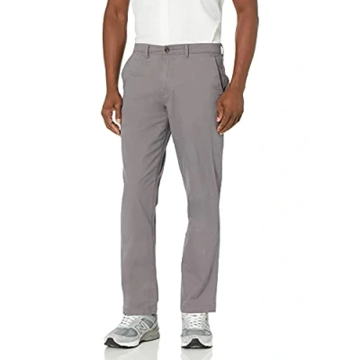 Bild av Amazon Essentials Men&#039;s Lediga stretchiga chinos atletisk passform (finns i Big &amp; Tall), Mörkgrå, 36W / 29L
