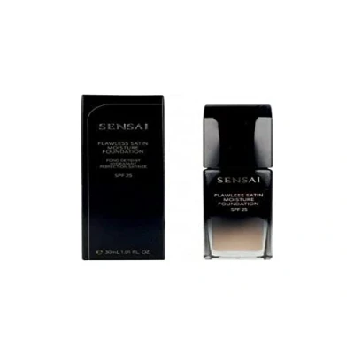Bild av Sensai Flawless Satin Moisture Foundation FS202 Ochre Beige 30 ml