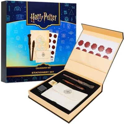 Bild av Harry Potter Hogwarts brevpapper, komplett brevpapper set med kalligrafipenna, anteckningsblock, kuvert, sigillklistermärken, barnstämpel och magisk penna osynlig bläck