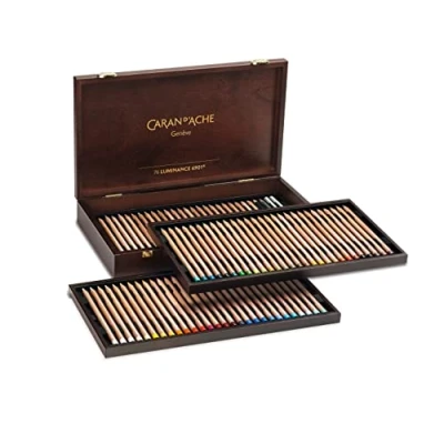 Bild av Caran d&#039;Ache Trälåda med 76 Olika Färger/Trälåda 80 färger LUMINANCE 6901™