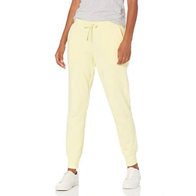 Bild av Amazon Essentials fleece joggingbyxor för kvinnor (finns i plusstorlek), ljusgul, S