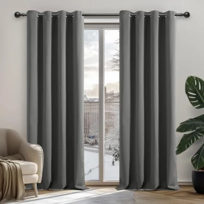 Bild av Deconovo Mörkläggningsgardiner Ogenomskinliga gardiner med öljetter, 242x132cm (höjd x bredd) cm, ljusgrå, uppsättning om 2