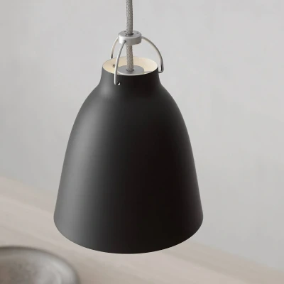 Bild av FRITZ HANSEN Caravaggio P1 matt svart