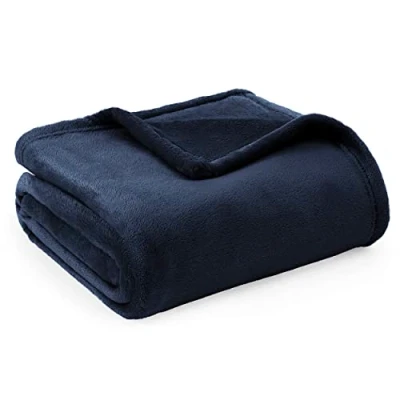 Bild av Bedsure Flanell sofffiltar 150x200 cm Extra mjuk 100% mikrofiber Vändbar 90 sängfilt Andningsbar Marinblå filt