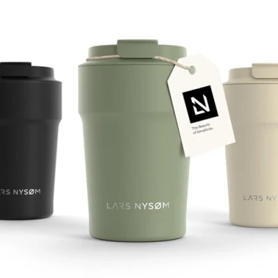 Bild av LARS NYSØM Thermo Kaffeebecher to go 380ml er Travel Mug 0,38 Liter med isolering Utsläppssäker rostfri termosmugg för kaffe och te på språng Teebägare (Sage Green, 380ml)