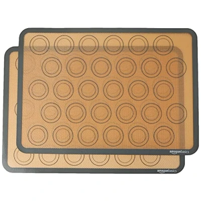 Bild av AmazonBasics bakmatta för macarons av silikon, 2 stycken