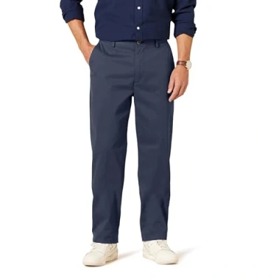 Bild av Amazon Essentials Classic Fit Wrinkle Resistant flat framsida chino byxa, blå (marinblå), W40/L32