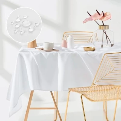Bild av ROOM99 Aura bordsduk 140 x 260 cm bordsduk, fläckskydd, tvättbar, vattenavvisande, smutsavvisande polyester, rektangulär festdekoration, året runt, vit