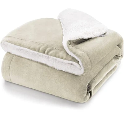 Bild av Blumtal Premium Sherpa mysfilt 150 x 200 cm varm filt OEKO TEX® certifierad tjock sofffilt, sängöverkast eller vardagsrumsfilt, sand beige
