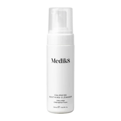 Bild av Medik8 Calmwise Soothing Cleanser Ultra Mild Chlorophyll Foam 150ml