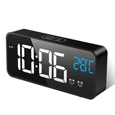 Bild av MOSUO Digital LED väckarklocka, uppladdningsbar spegelklocka till nattduksbordet, med temperaturvisning, snooze, tickar inte, justerbar volym och ljusstyrka, 2 alarmset 13 musikvarianter, svart