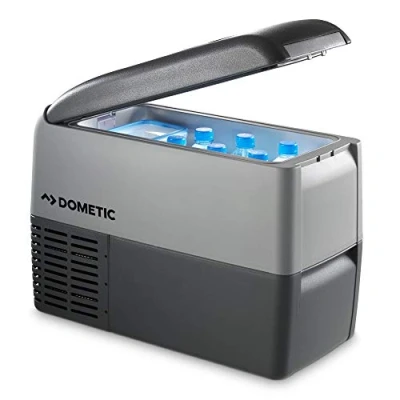 Bild av DOMETIC CDF 26, bärbar kylbox/frysbox, 21 liter, 12/24 V för bil, lastbil eller båt med batteribrytare