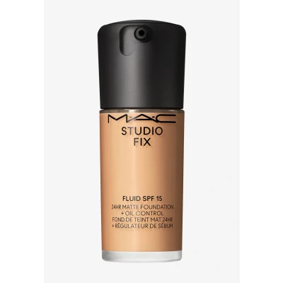 Bild av MAC Studio FIX Fluid SPF15 Foundation, Storlek: 30 ml, Nc30