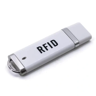 Bild av Trådbunden RFID taggläsare, Pendrive, Identifiering av varor och personer, Chips EM4100, SMC4001, EM4200 fler, 125 kHz frekvens, Radiovågsteknik, HD RD60