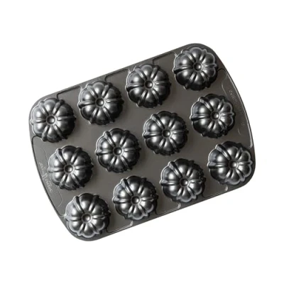 Bild av Nordic Ware Pro Cast Mini Bundt Brownie Tin, Gjuten Aluminium Kakform för Kakor, 4 Koppar Non Stick Pan Tillverkad i USA, Färg: Grafit