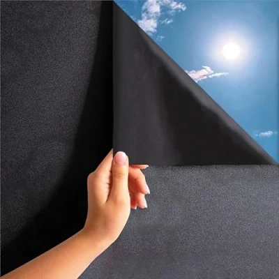 Bild av MARAPON® Fönsterfilm, självhäftande, ogenomskinlig i svart [1,05 x 50 m] inkl. eBook med professionella tips mörkläggningsfilm högt insynsskydd insynsskyddsfolie statiskt självhäftande utan
