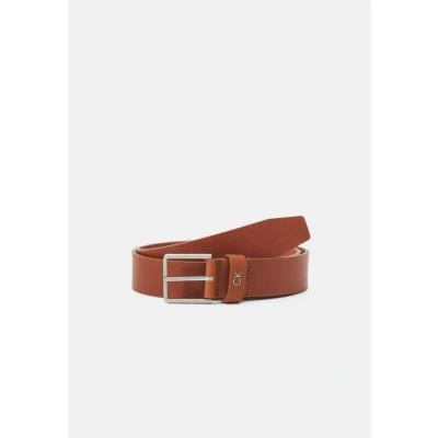 Bild av Calvin Klein Formal BELT 3,5 CM Skärp, Storlek: 110, Cognac