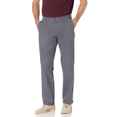 Bild av Amazon Essentials Classic Fit Wrinkle Resistant Flat Framsida Chino Pant Slip, grå (grå), W38/L28 (tillverkarens storlek: 38W x 28L)