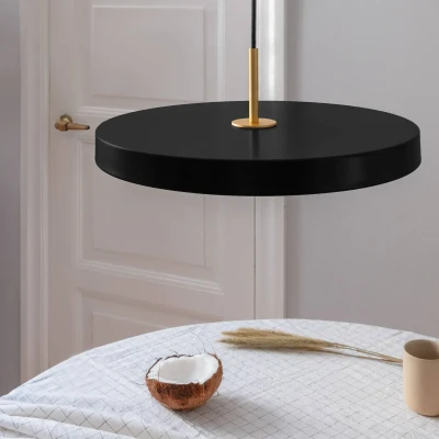 Bild av UMAGE Asteria medium hänglampa mässing svart